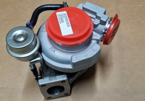 Турбокомпрессор HOLSET HX221W (под тупым углом) 4ISBe185, 4ISDe185 2835143 2835143 / 4043974 / 4043978 / 4955964 / 4956031